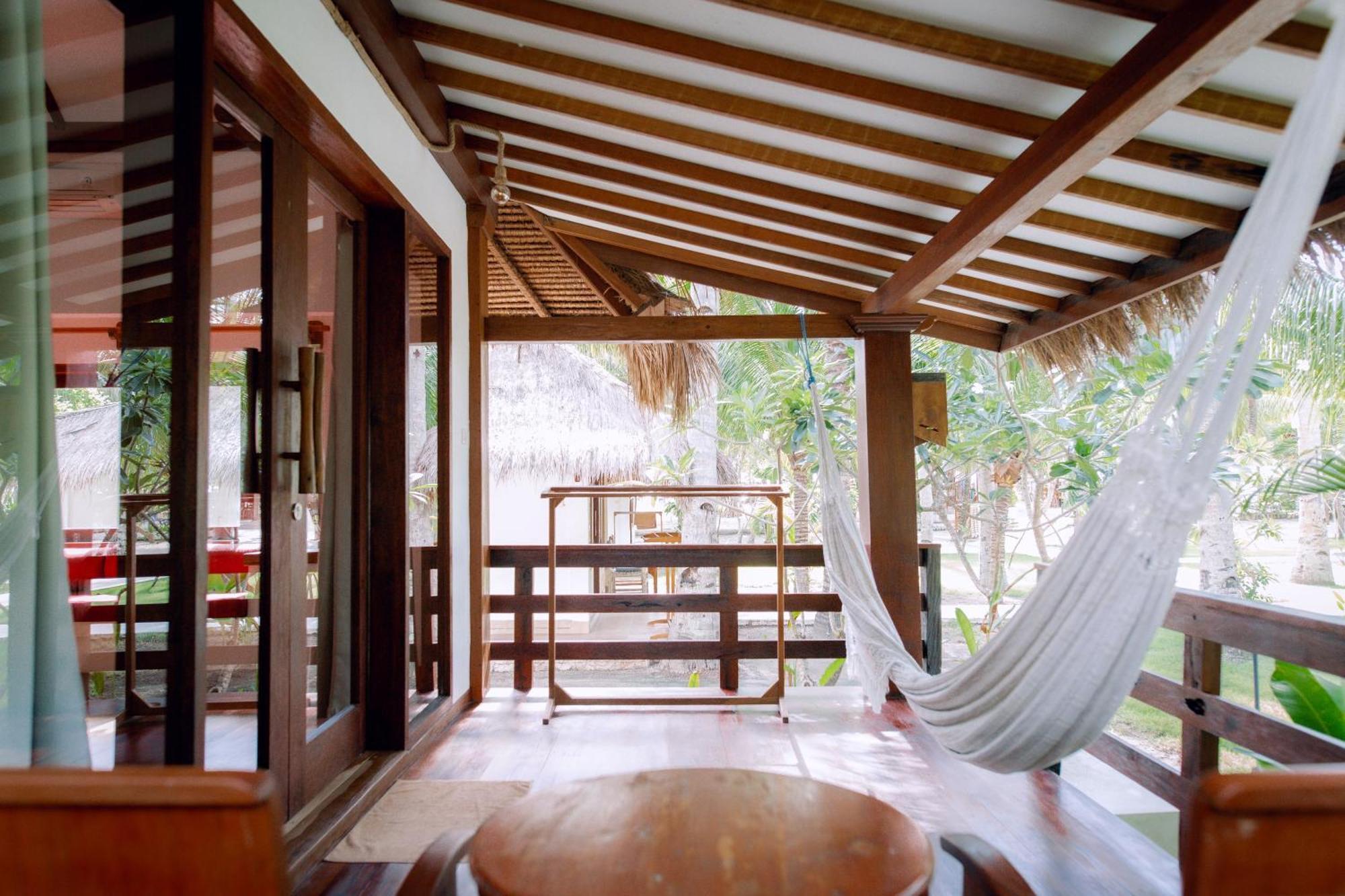 Island View Bar & Bungalow Gili Air Exterior photo
