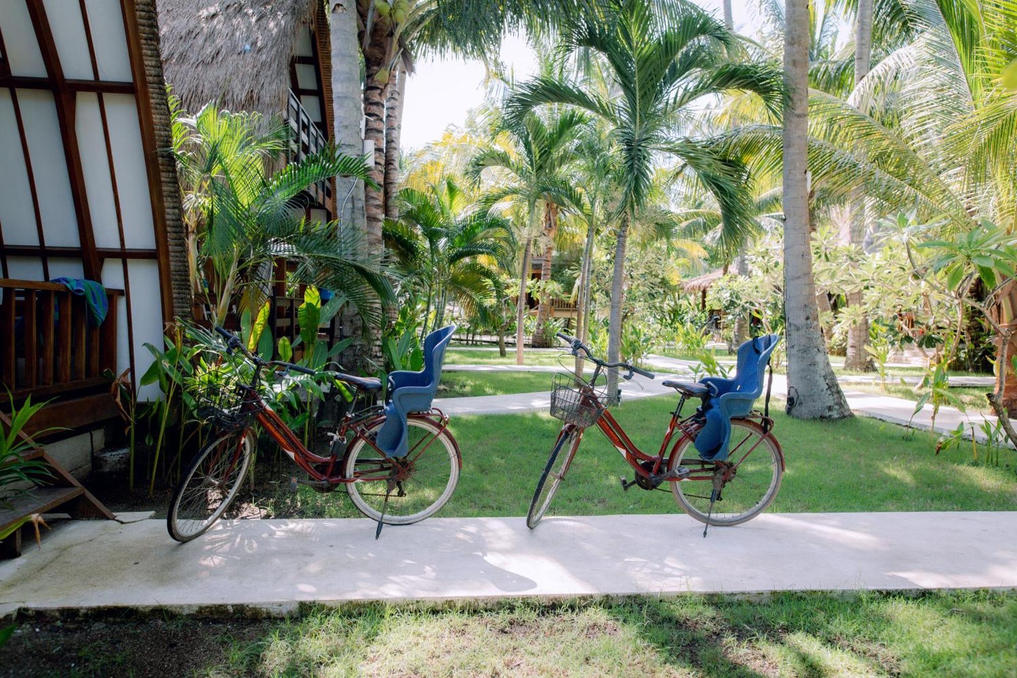 Island View Bar & Bungalow Gili Air Exterior photo