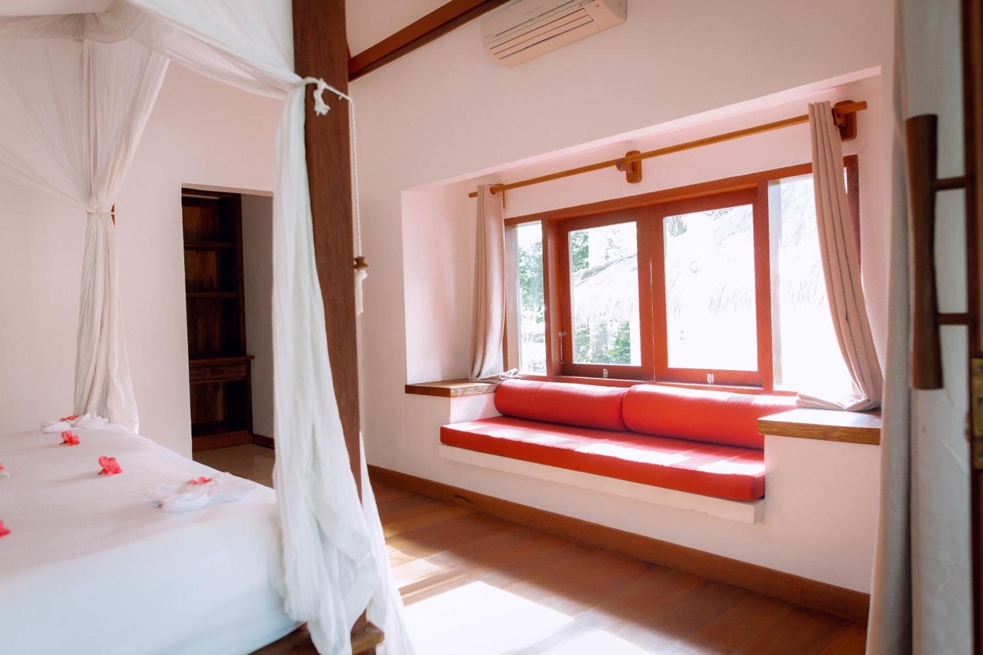 Island View Bar & Bungalow Gili Air Exterior photo