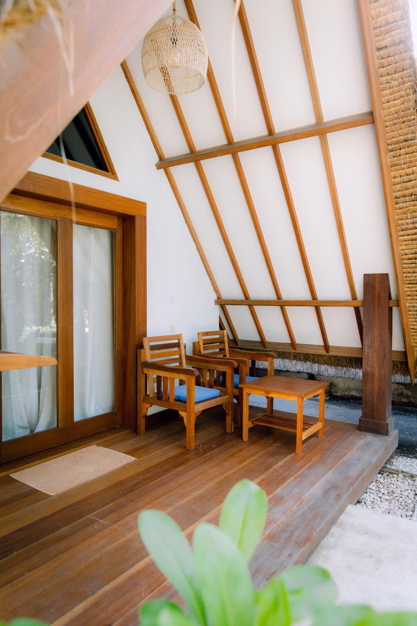 Island View Bar & Bungalow Gili Air Exterior photo