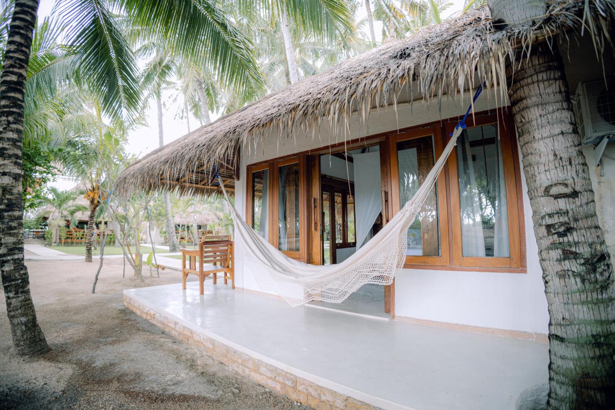 Island View Bar & Bungalow Gili Air Exterior photo